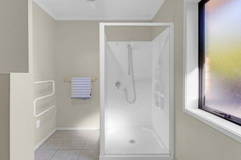 Photo of property in 2 Shiraz Place, Rototuna, Hamilton, 3210