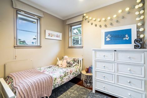 Photo of property in 1/15 Rodney Road, Northcote Point, Auckland, 0627