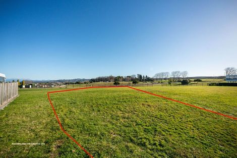 Photo of property in 62 Huka Heights Drive, Rangatira Park, Taupo, 3330