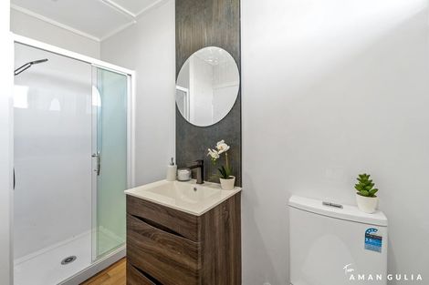 Photo of property in 16c Dallinghoe Crescent, Milford, Auckland, 0620