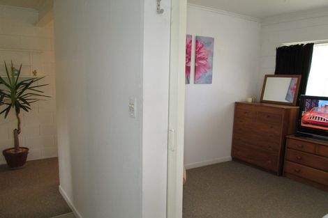 Photo of property in 53 Holland Road, Hillcrest, Auckland, 0627