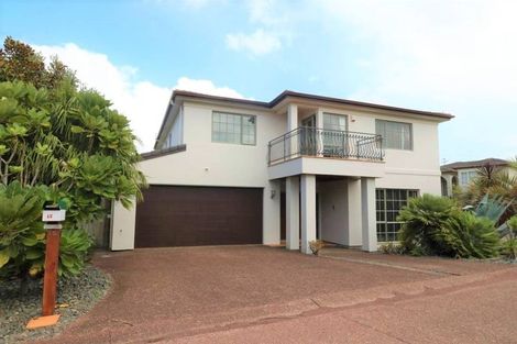 Photo of property in 15 Kaseng Place, East Tamaki Heights, Auckland, 2016