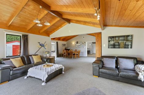 Photo of property in 68 Brois Street, Frankleigh Park, New Plymouth, 4310