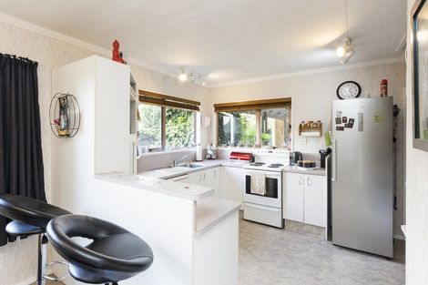 Photo of property in 6 Paradise Place, Milson, Palmerston North, 4414