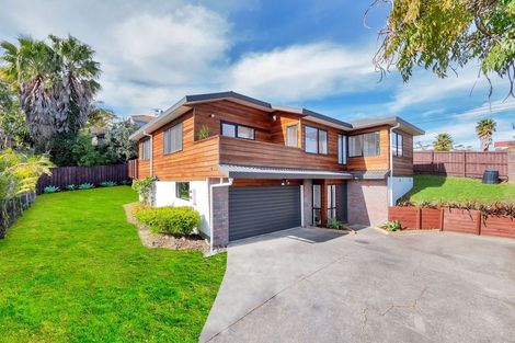 Photo of property in 2/13 Delamare Court, Sunnynook, Auckland, 0632