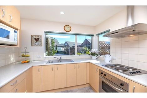 Photo of property in Rivertown Villas, 150 Williams Street, Kaiapoi, 7630