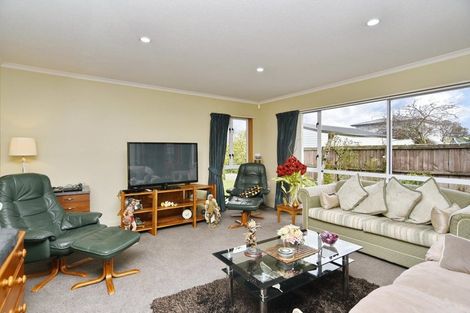 Photo of property in 2/66 Dunedin Street, Redwood, Christchurch, 8051