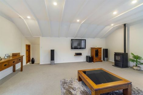 Photo of property in 139 Centaurus Road, Saint Martins, Christchurch, 8022