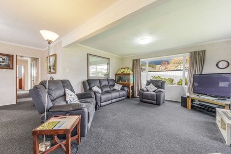 Photo of property in 14a Huia Street, Waikawa, Picton, 7220