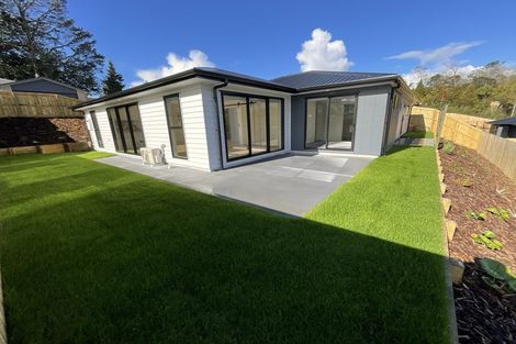 Photo of property in 8 Monterey Rise, Te Kamo, 0112