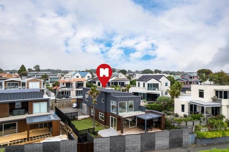 Photo of property in 16b Hine Street, New Plymouth, 4310