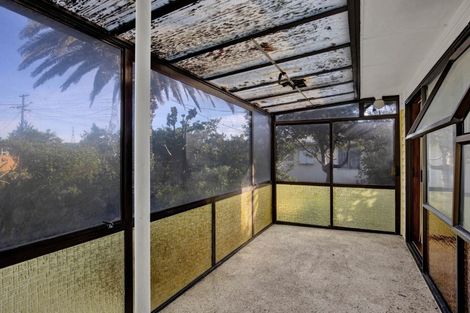 Photo of property in 30 Paritutu Road, Spotswood, New Plymouth, 4310