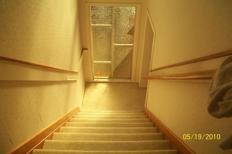 Photo of property in 32 Vera Road, Te Atatu South, Auckland, 0610