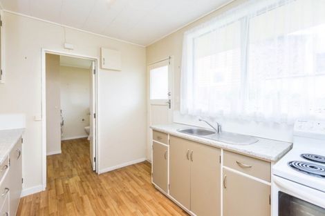 Photo of property in 2/45 Royal Street, Upper Hutt, 5018