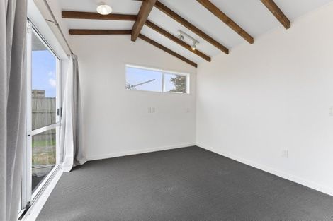 Photo of property in 2 Fagan Street, Sanson, 4817