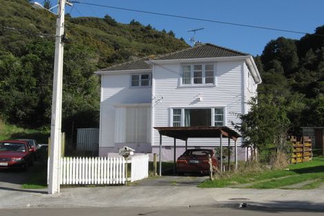 Photo of property in 6 Frethey Grove, Naenae, Lower Hutt, 5011