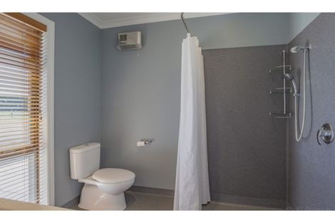 Photo of property in 16 Oak Street, Orari, Geraldine, 7992