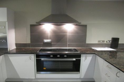 Photo of property in 1/48 Taharoto Road, Takapuna, Auckland, 0622