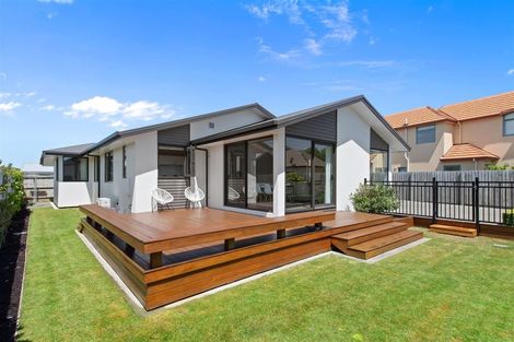 Photo of property in 56 Mcfaddens Road, St Albans, Christchurch, 8052