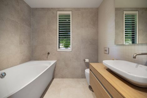 Photo of property in 5 Bloxham Lane, Lake Hayes, Queenstown, 9371