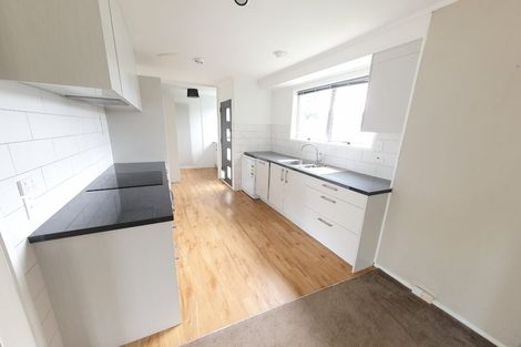 Photo of property in 12 Lipton Grove, Opaheke, Papakura, 2113