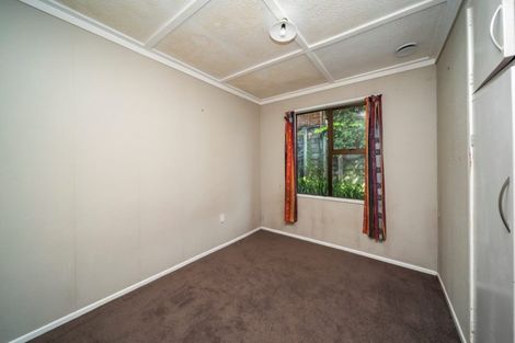 Photo of property in 115 Mangorei Road, Merrilands, New Plymouth, 4312