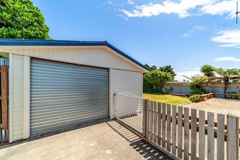 Photo of property in 36 Upham Street, Havelock North, 4130