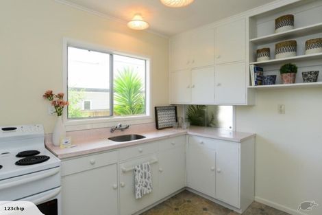 Photo of property in 16 Selwyn Road, Havelock North, 4130