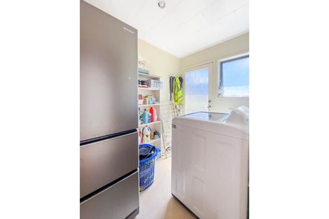 Photo of property in 62 Widmore Drive, Massey, Auckland, 0614
