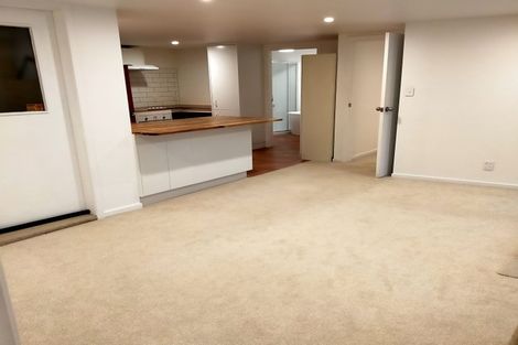 Photo of property in 29 Kingston Heights Road, Kingston, Wellington, 6021