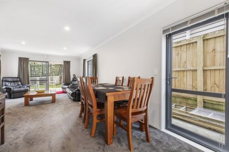 Photo of property in 10 Taiaapure Street, Weymouth, Auckland, 2103