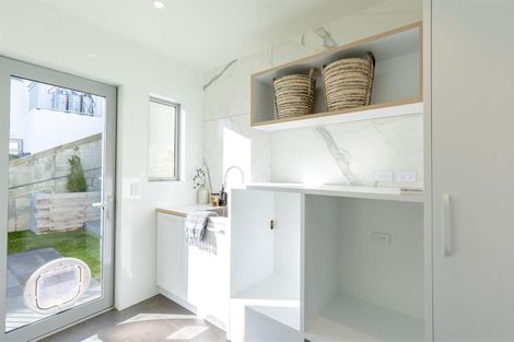 Photo of property in 6 Gazelle Lane, Redcliffs, Christchurch, 8081