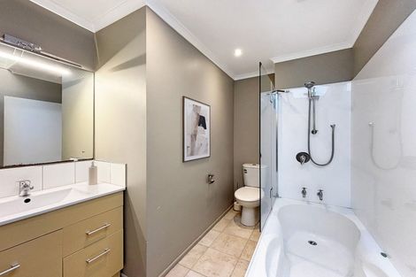 Photo of property in 40 Halswater Drive, Churton Park, Wellington, 6037
