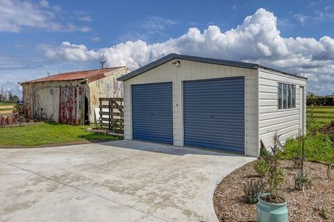 Photo of property in 68 Cadman Road, Dannevirke, 4930