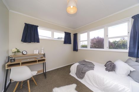 Photo of property in 9 Leslie Avenue, Cloverlea, Palmerston North, 4412