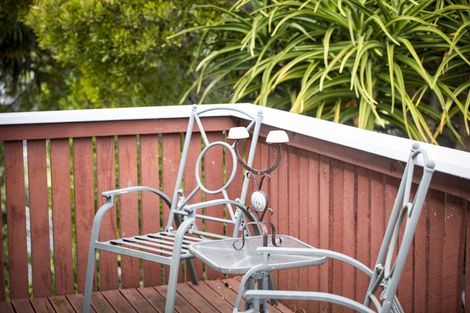 Photo of property in 5 Gillies Crescent, Waimarama, Havelock North, 4294