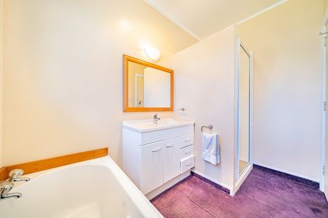 Photo of property in 23 Pinehaven Road, Pinehaven, Upper Hutt, 5019