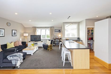 Photo of property in 32 Taylors Avenue, Bryndwr, Christchurch, 8052