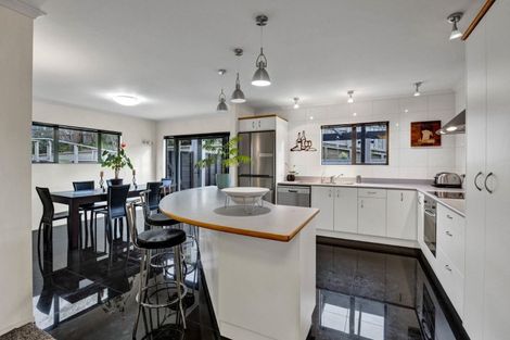 Photo of property in 28 Karamea Street, Whalers Gate, New Plymouth, 4310