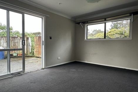 Photo of property in 16 Tracey Terrace, Te Atatu South, Auckland, 0602