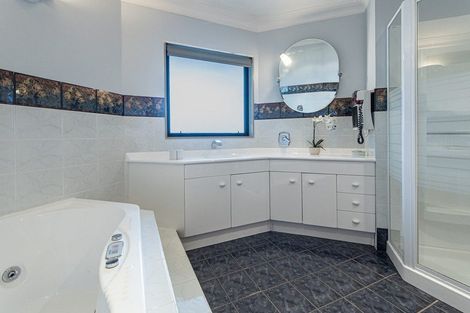 Photo of property in 14 Kakapu Road, Okiato, Russell, 0272