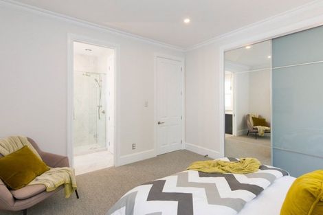 Photo of property in 5a Derwent Street, Morningside, Auckland, 1022