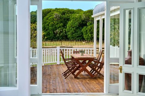 Photo of property in 108 Arcus Road, Te Horo, Otaki, 5582