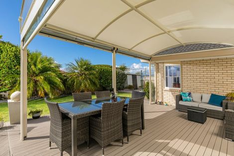 Photo of property in 27 Summerland Drive, Henderson, Auckland, 0612
