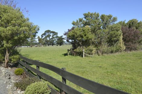 Photo of property in 6 Arcus Road, Dalefield, Carterton, 5791