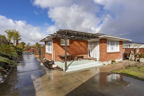 Photo of property in 90 Frensham Crescent, Woolston, Christchurch, 8062