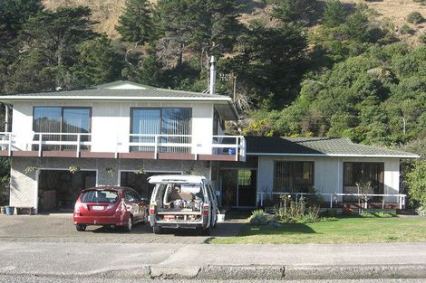 Photo of property in 49 Ames Street, Paekakariki, 5034