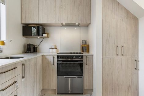 Photo of property in 8/41 Kervil Avenue, Te Atatu Peninsula, Auckland, 0610
