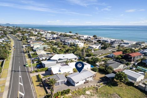 Photo of property in 1297 Papamoa Beach Road, Papamoa Beach, Papamoa, 3118