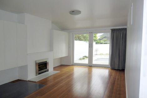Photo of property in 2/4 Garden Road, Merivale, Christchurch, 8014